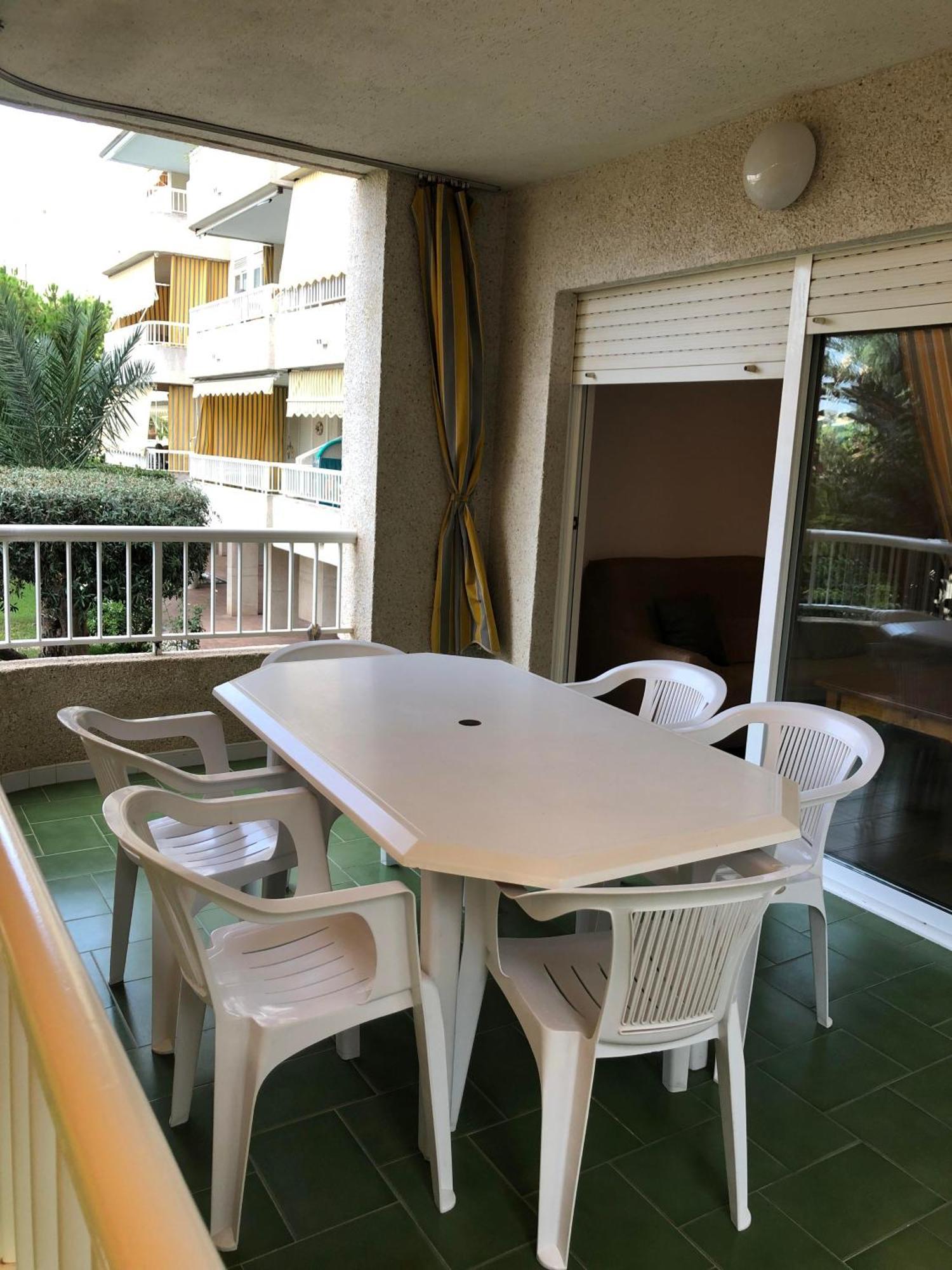 Apartamento En Alquiler Parque 8, Playa de Gandía Exterior foto